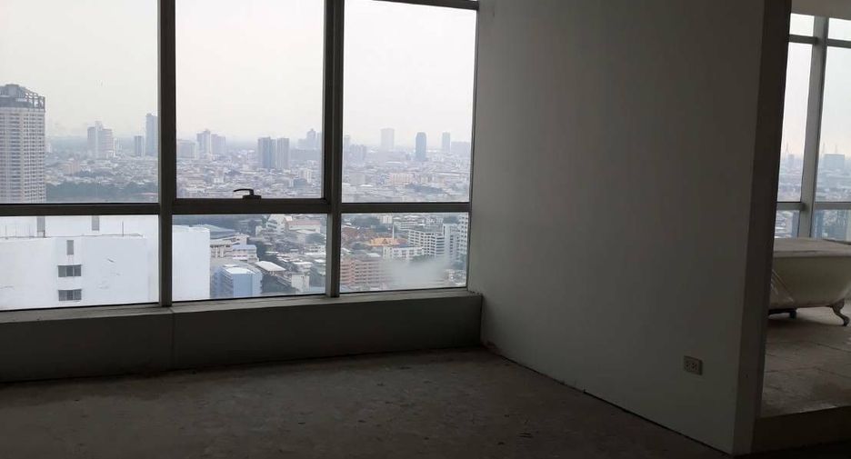 À vendre 3 chambres condo à Sathon, Bangkok