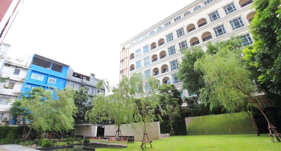 出售 和 出租 1 卧室 公寓 在 Khlong Toei, 曼谷