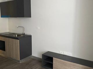 For sale studio condo in Khlong San, Bangkok