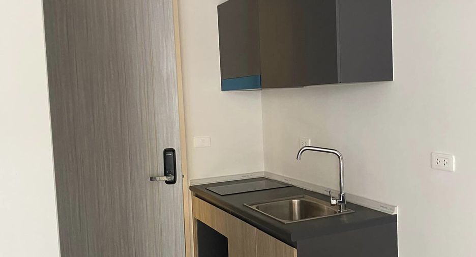 For sale studio condo in Khlong San, Bangkok