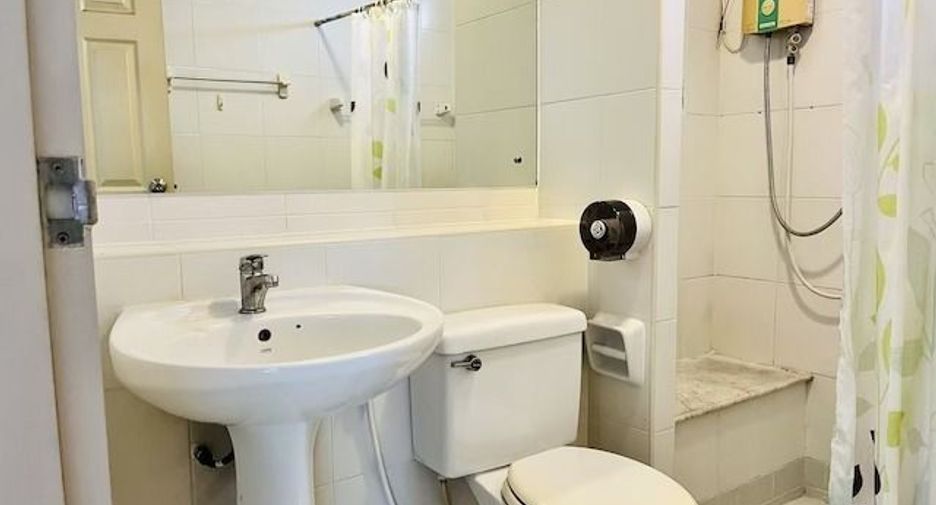 For sale 3 ベッドルーム house in Bang Sao Thong, Samut Prakan