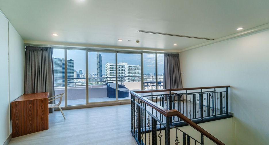 ขาย และ ให้เช่า 3 ห้องนอน คอนโด ใน บางคอแหลม, กรุงเทพฯ