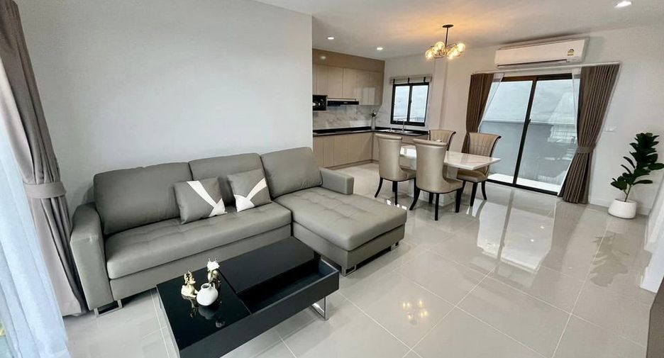 Casa adosada en alquiler de 3 habitaciones en Bang Phli, Samut Prakan