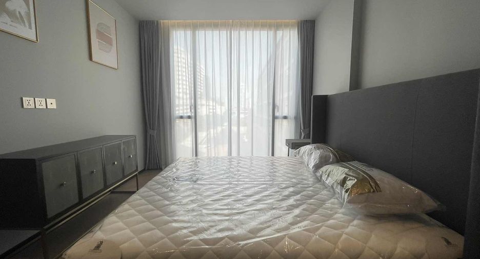For rent 2 bedrooms condo in Watthana, Bangkok