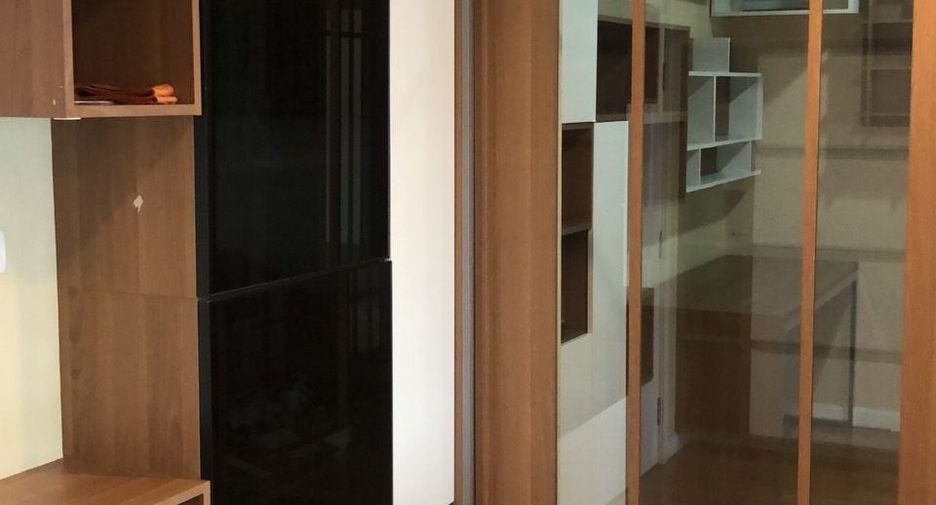 For sale 2 bedrooms condo in Khlong Toei, Bangkok