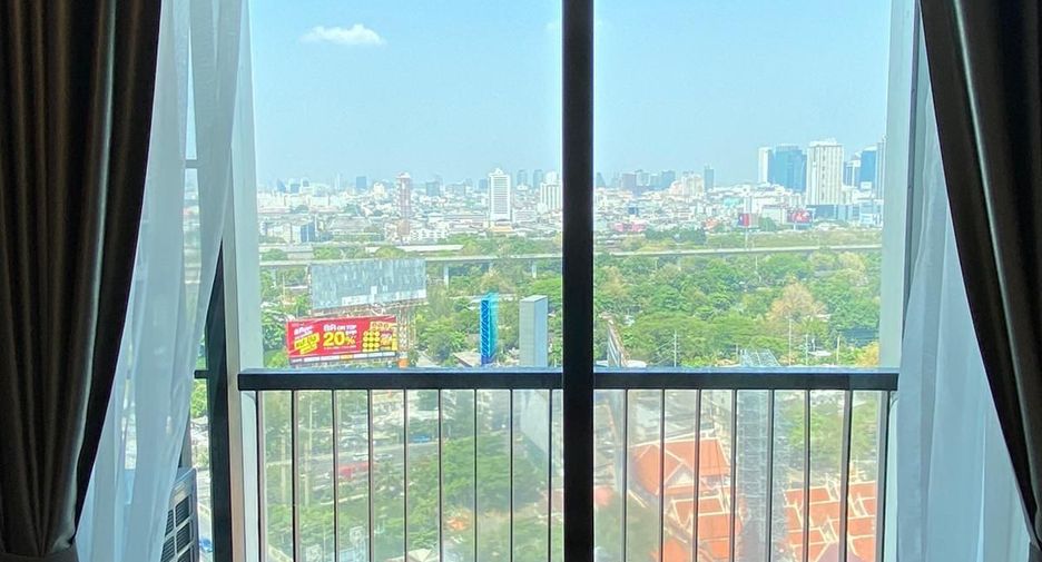 For rent 2 bedrooms condo in Pathum Wan, Bangkok