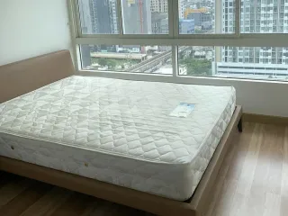 For rent 1 bed condo in Phra Khanong, Bangkok