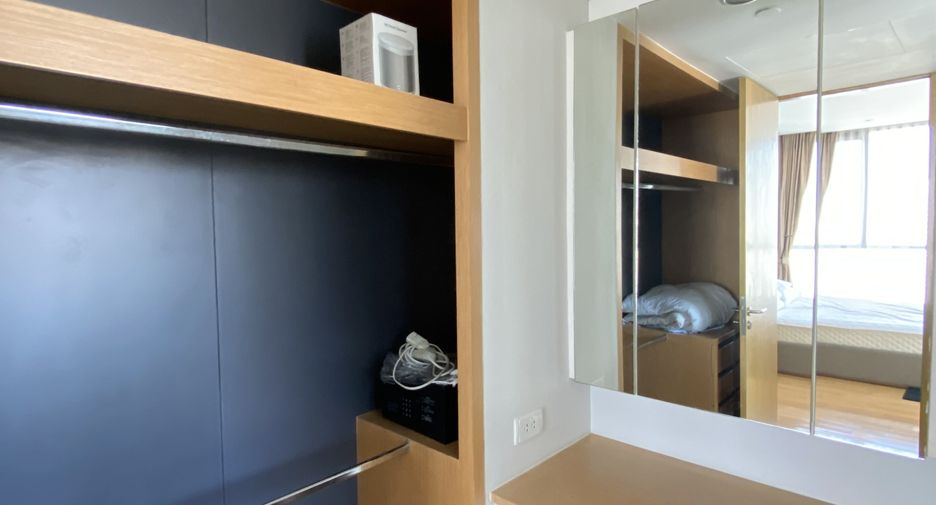 For rent 1 bed condo in Khlong Toei, Bangkok