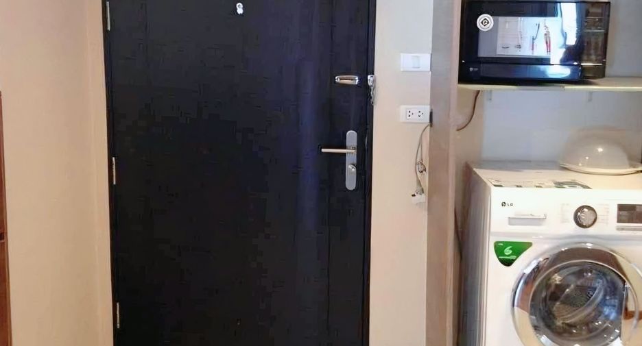 Wohnung zur Miete mit 2 Zimmer in Huai Khwang, Bangkok