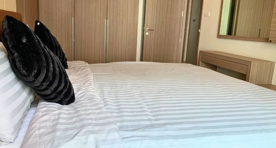 For rent 1 bed condo in Watthana, Bangkok