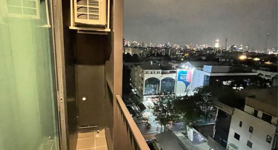 À vendre studio condo à Din Daeng, Bangkok