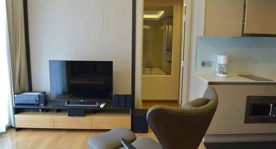 For rent 1 bed condo in Watthana, Bangkok