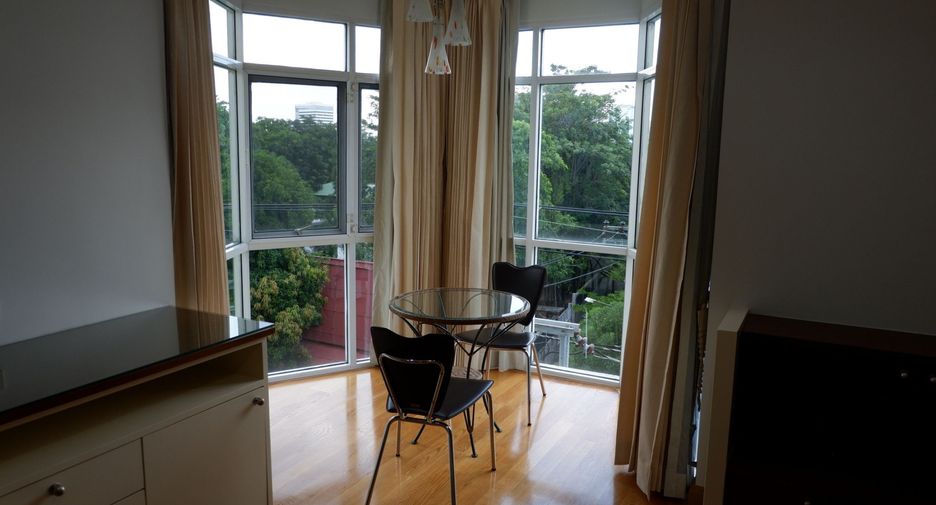 Condo en alquiler de 2 habitaciones en Watthana, Bangkok