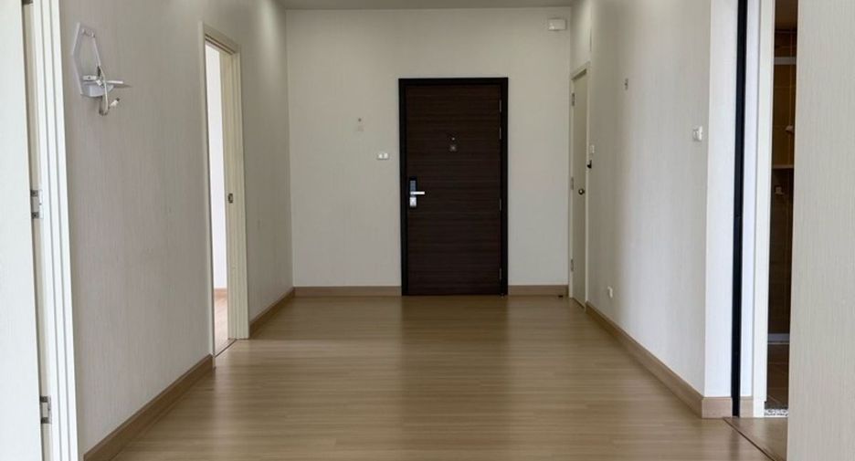 Condo en venta y en alquiler de 2 habitaciones en Bangkok Noi, Bangkok