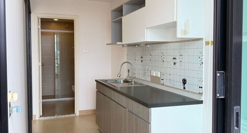 Condo en venta y en alquiler de 2 habitaciones en Bangkok Noi, Bangkok