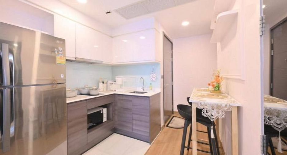 For rent 1 bed condo in Watthana, Bangkok