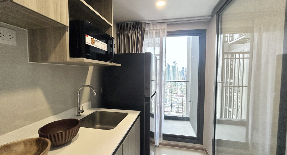 For rent 1 bed condo in Khlong Toei, Bangkok
