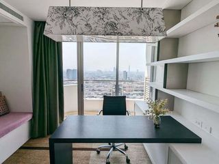 For rent 3 bedrooms condo in Sathon, Bangkok