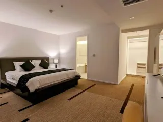 For rent 3 bedrooms condo in Sathon, Bangkok