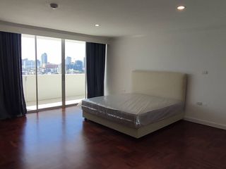 Apartment zur Miete mit 3 Zimmer in Watthana, Bangkok