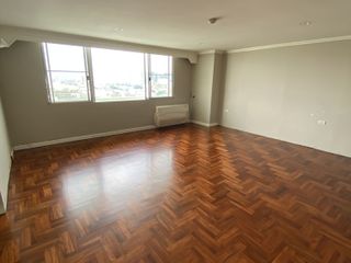 Apartment zur Miete mit 3 Zimmer in Watthana, Bangkok