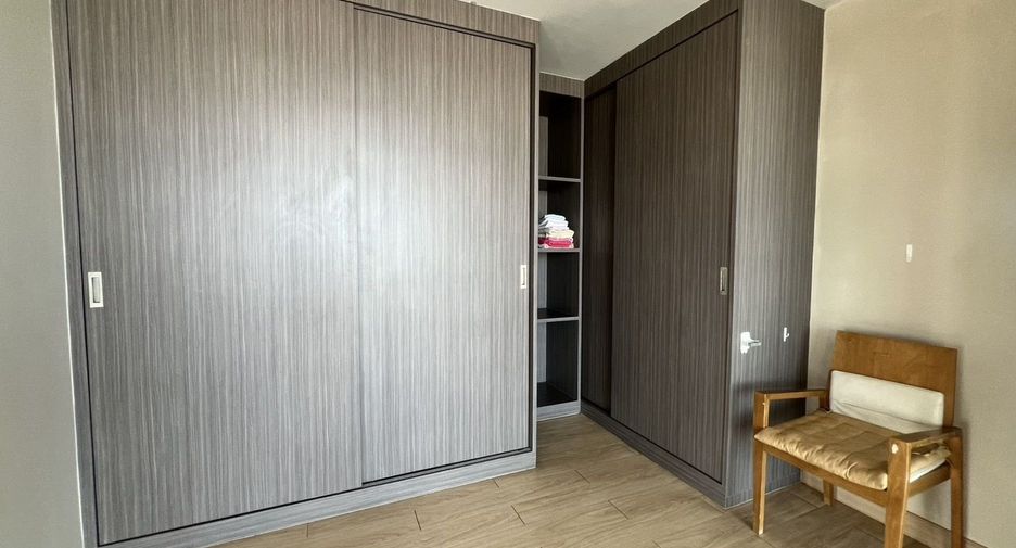For rent 2 bedrooms condo in Bang Lamung, Chonburi