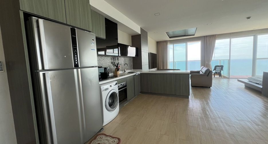 For rent 2 bedrooms condo in Bang Lamung, Chonburi