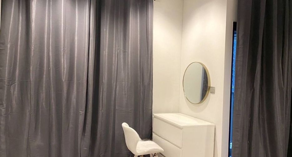 For sale studio condo in Huai Khwang, Bangkok