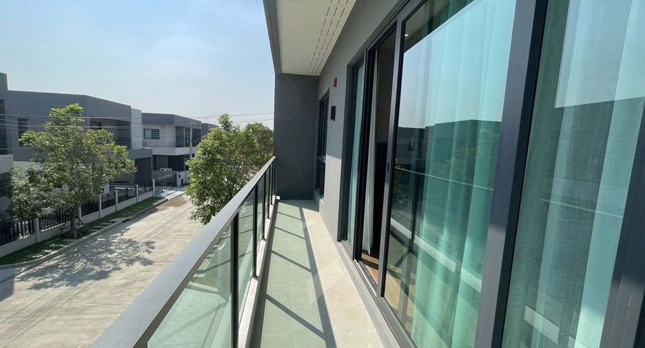 Haus zur Miete mit 4 Zimmer in Bang Phli, Samut Prakan