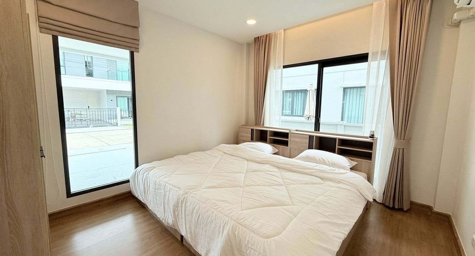 Haus zur Miete mit 4 Zimmer in Bang Phli, Samut Prakan