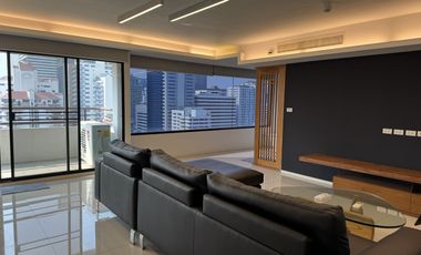 For sale 3 bedrooms condo in Watthana, Bangkok