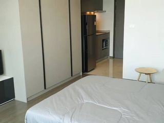 For rent studio condo in Phra Khanong, Bangkok