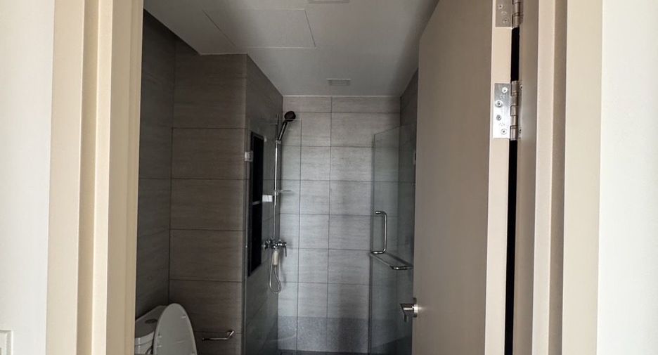 For rent 1 bed condo in Bang Rak, Bangkok