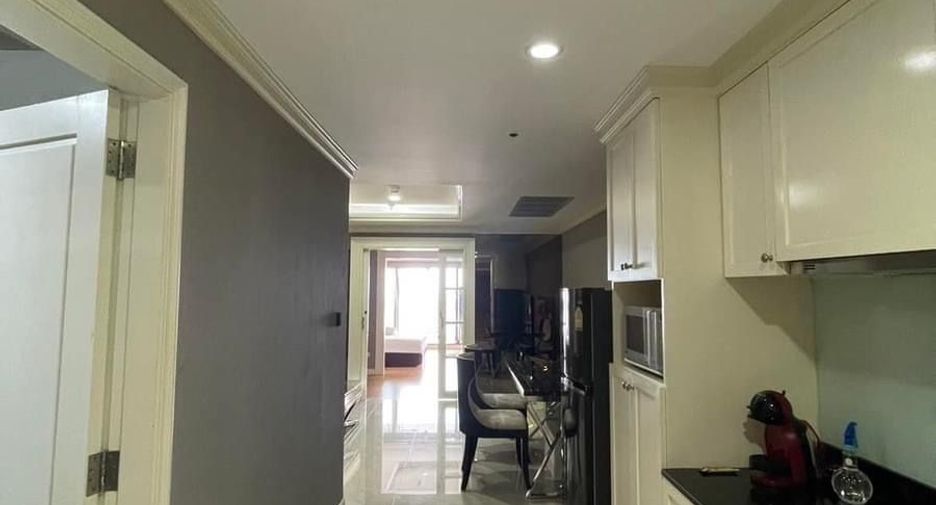 For rent 1 bed condo in Bang Rak, Bangkok