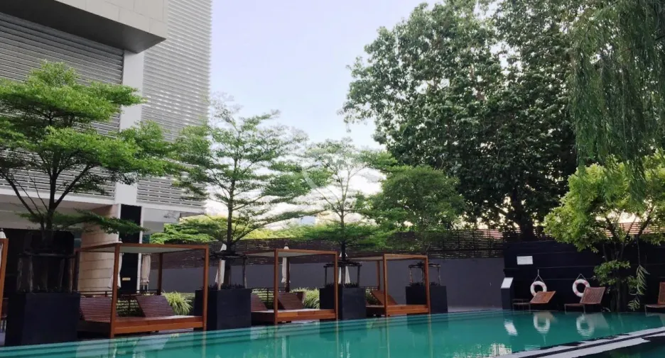 For rent 2 bedrooms condo in Khlong Toei, Bangkok