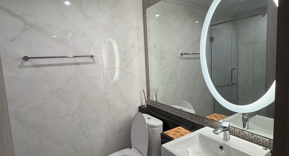 Condo en venta y en alquiler de 1 habitaciones en Watthana, Bangkok