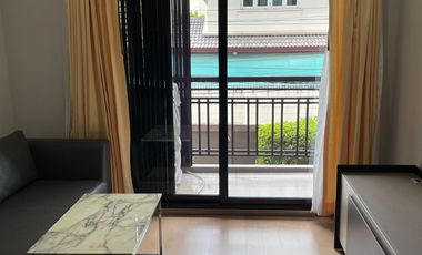 For sale 1 bed condo in Watthana, Bangkok