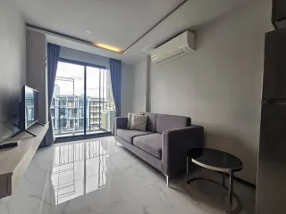 For rent 2 bedrooms condo in Phra Khanong, Bangkok