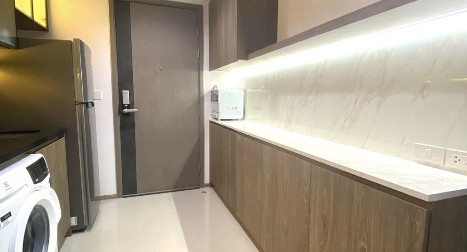 À vendre et à louer 2 chambres condo à Chatuchak, Bangkok