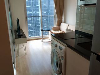 For rent 1 bed condo in Huai Khwang, Bangkok