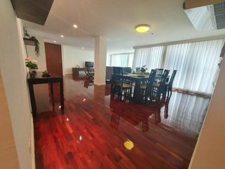 À louer 3 chambres appartement à Sathon, Bangkok