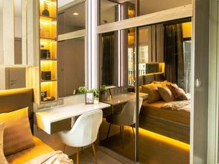 For rent 2 bedrooms condo in Huai Khwang, Bangkok
