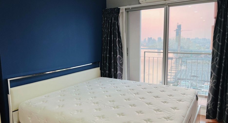 For rent 2 bedrooms condo in Yan Nawa, Bangkok