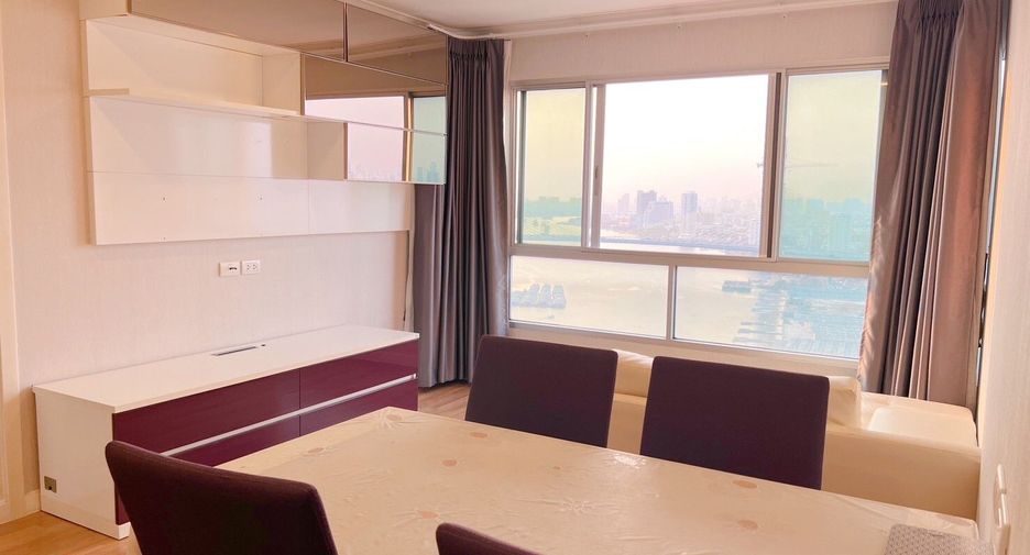 For rent 2 bedrooms condo in Yan Nawa, Bangkok
