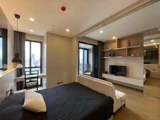 Wohnung zur Miete mit 1 Zimmer in Bang Rak, Bangkok