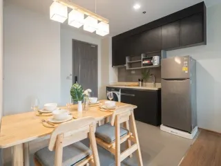For rent 2 ベッドルーム condo in Watthana, Bangkok