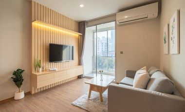 For rent 2 bedrooms condo in Watthana, Bangkok