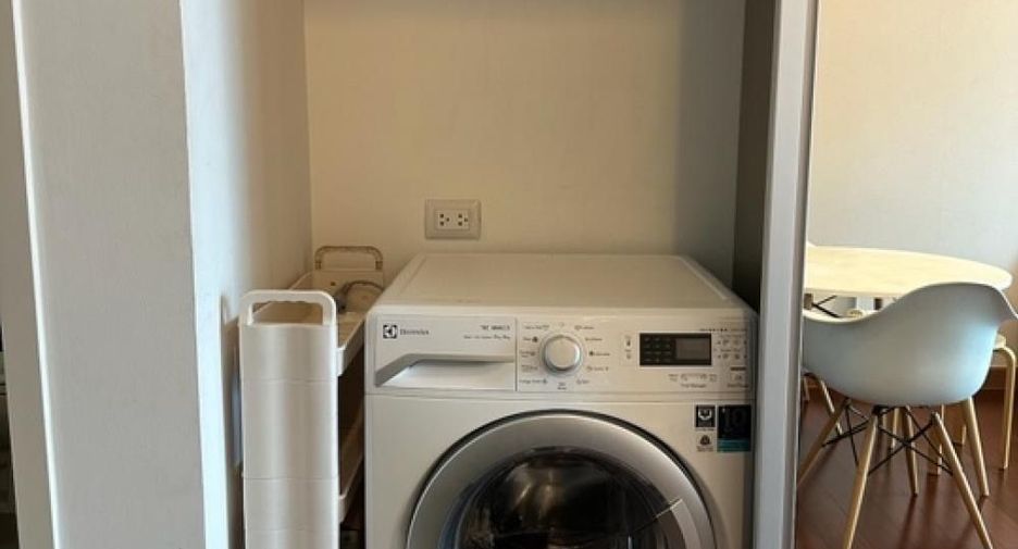 For rent 1 bed condo in Sathon, Bangkok