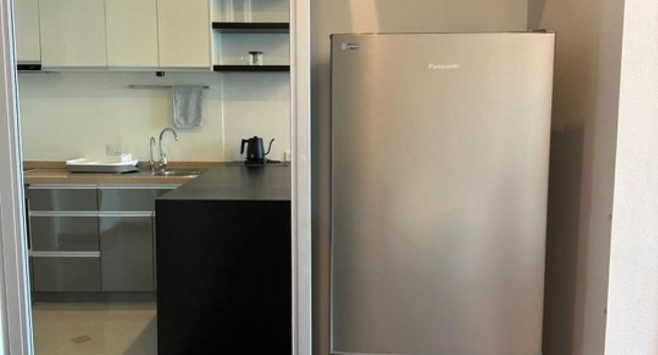 For rent 1 bed condo in Sathon, Bangkok