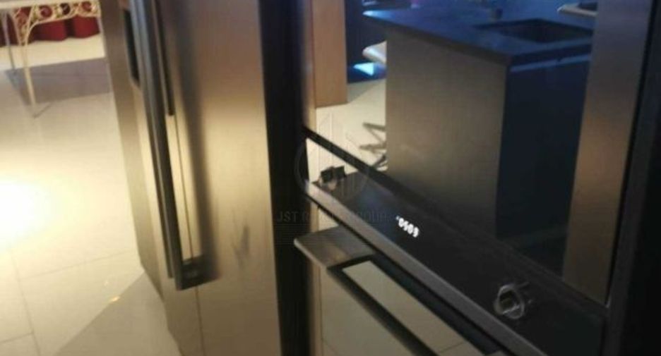 ขาย และ ให้เช่า 4 ห้องนอน คอนโด ใน คลองเตย, กรุงเทพฯ